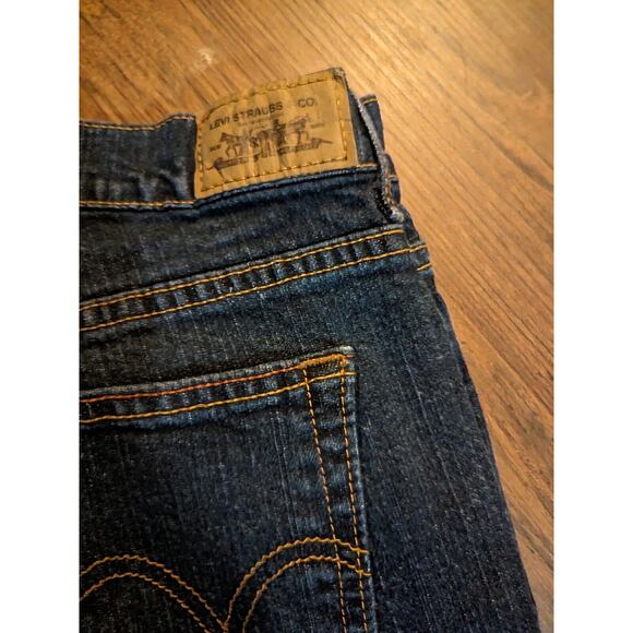 Levi's Women's 515 Classic Dark Wash Bootcut Jeans Size 6 Slim Y2K - Picture 4 of 6